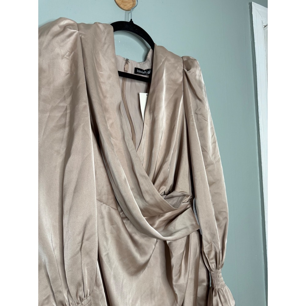 NWT Lavish Alice satin balloon sleeve wrap midi dress in champagne - Picture 10 of 11
